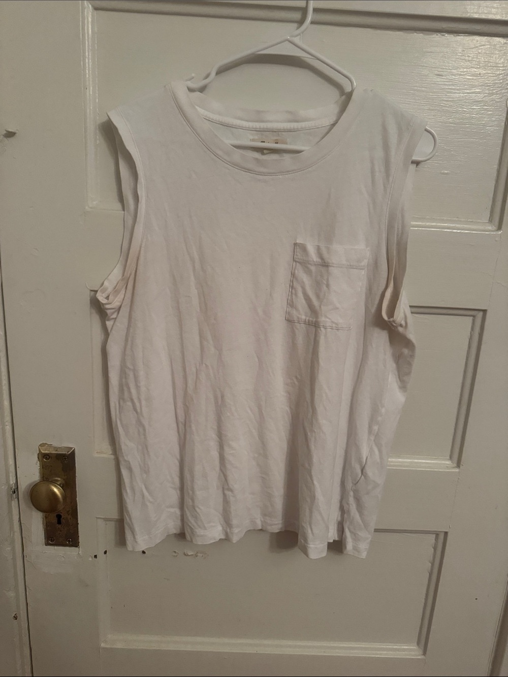 Madewell White Sleeveless Pocket Muscle Tee